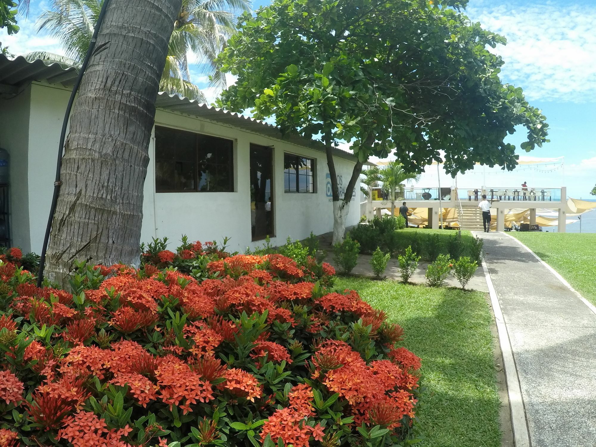 Hotel Los Farallones La Libertad Luaran gambar